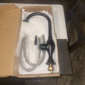 84818090 Beelee Black Matte Single Handle High Arc Kitchen Faucet Open Box Read