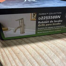 D225558bn Danze Parma Collection Faucet Brushed Buckle