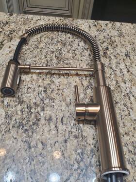 18803-cz-dst Delta Antoni 1.8 Gpm Kitchen Faucet With Escutcheon - Champagne Bronze