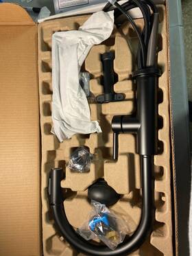19867lf-bl Delta Nicoli Matte Black Pull-down Kitchen Faucet With Escutcheon 1.8 Gp