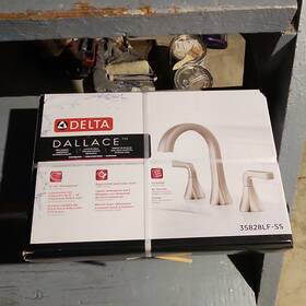 Delta 35828lf-ss Dallace Widespread Bathroom Faucet 2 Lever Handles Ss