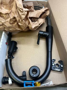 9113t-bl-dst Delta 9913tbldst 9113tbldst Essa Touch 2o Pull Down Kitchen Faucet Black New
