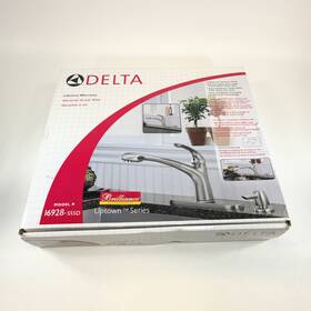 16926-sssd-dst Delta Faucet Company Uptown Brilliance Pull Out Kitchen With Soap Dispenser 16928-sss