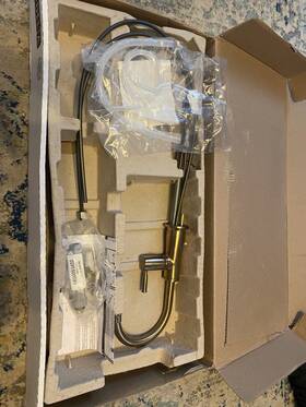 1960lf-h-cz Delta Faucet Company Traditional Instant Hot Water Dispenser In Champagne Bronze