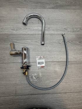 Lkdvr208513lc Elkay Lever Handle Single Hole Only Mount Chrome Scratches