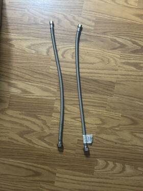 2107fcf Faucet 1/2x1/2x20 Ss Hose Comp X Fnpt Pair B