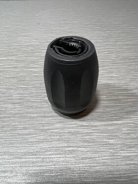 A527113 Glacier Bay Kitchen Faucet Hose Weight And Clip Assembly -