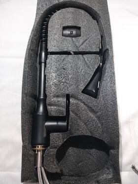 Glacier Bay Af1871-5 1 Handle / Hole Spring Neck Pull Down Sprayer Kitchen Faucet Black