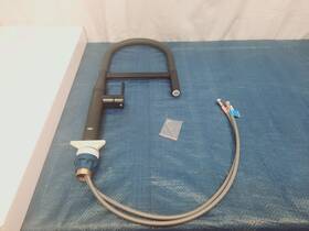 302952430 Grohe Essence Pullout Spray Kitchen Faucet Prerinse Matte Black As Is