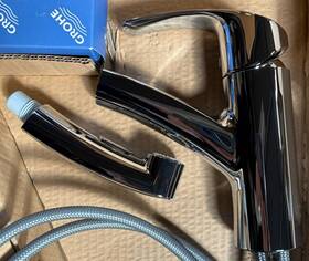 30306000 Grohe Eurosmart Single Hole Pullout Kitchen Faucet - Chrome