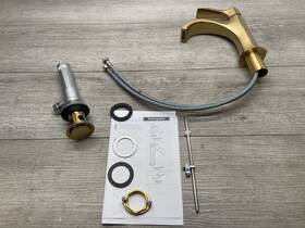 04810250 Hansgrohe Locarno 1.2 Gpm 1 Hole Bathroom Faucet