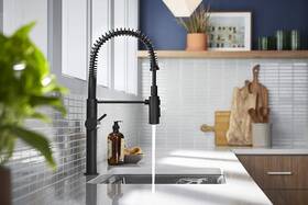 K-22973-bl Kohler Crue Matte Black Single Handle Deck-mount Pull-down