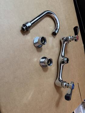 600fw84g Lanc-regency Commercial Wall Mount Faucet With 8 Inch Center And 3 1/2 Swivel Gooseneck Spout