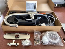87301srs Moen 026508222478 New Bayhill 1-handle Kitchen Faucet Stainless With Side Spray B178