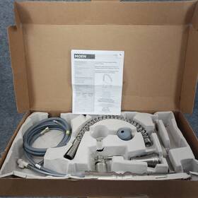 S73104srs Moen Spot Resist Stainless Weymouth Pull Down Kitchen Faucet Read