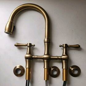 1030-5463 Newport Brass 1030-5463/06 Chesterfield 1.8 Gpm Widespread Bridge Kitchen Faucet