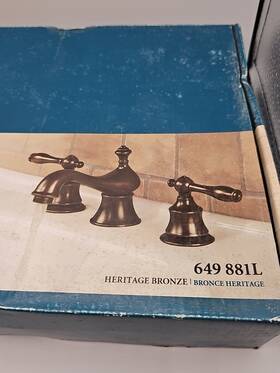 944-921l Pegasus Heritage Bronze Bath Faucet 8 Inch On-center 1/2 Ips Con 649 881l Classic