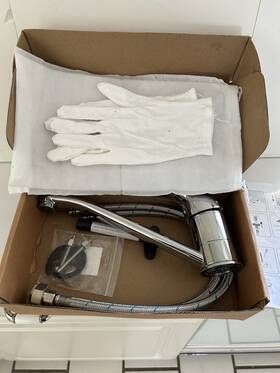 Rvtw9 Simple & Luxury Kitchen Single Handle Faucet New And Open Box