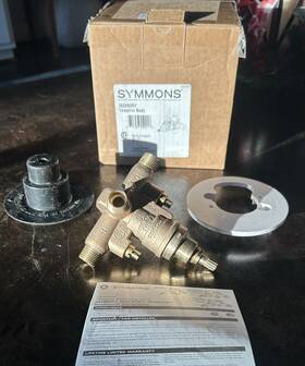 262xbody Symmons 671256552218 Brass Temptrol Tub And Shower Valve With Service Stops