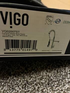 Vigo Vh2007st Vh02007 Zurich Pull-down Kitchen Faucet Stainless Steel Single Hole