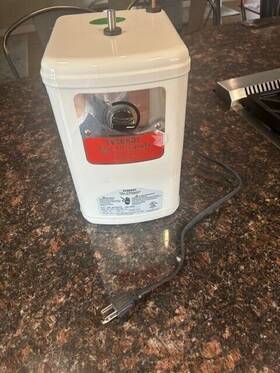 Ah-1300 Water Inc Everhot The Ultimate Instant Hot Dispenser Tank - Used But Works