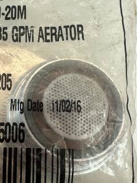 P6900-20m Zurn Aerator Vp 15/16-27 Male 0.35 Gpm Water Saving New