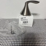 Moen 128871BN Handle Assembly Brushed Nickel Oem Replacement New Open Box. Fixed Price $38.99.