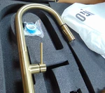 Vigo Greenwich 1.8 Gpm Single Hole Pre-rinse Pull Down Kitchen Faucet -dispenser. Fixed Price $125.55.