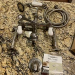 Kingston Vintage Leg Tub Filler With Hand Shower CC414T1 New 7 Chrome/white. Fixed Price $119.00.