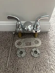 Delta Faucet Centerset B2510LF 413763 Chrome Used / See Description. Fixed Price $24.99.