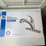 Project Source Pull-out Stainless Steel Kitchen Faucet 1076627 Open Box Comple. Fixed Price $24.99.