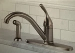 Delta Classic Single Handle Kitchen Faucet (400-SS-DST Sainless Steel New. Fixed Price $84.00.